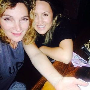 Meet your Posher, Claudia